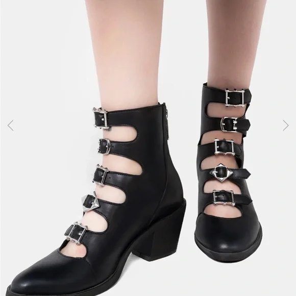 Sz 7 Bridgette Disturbia buckle booties :) - Picture 8 of 13